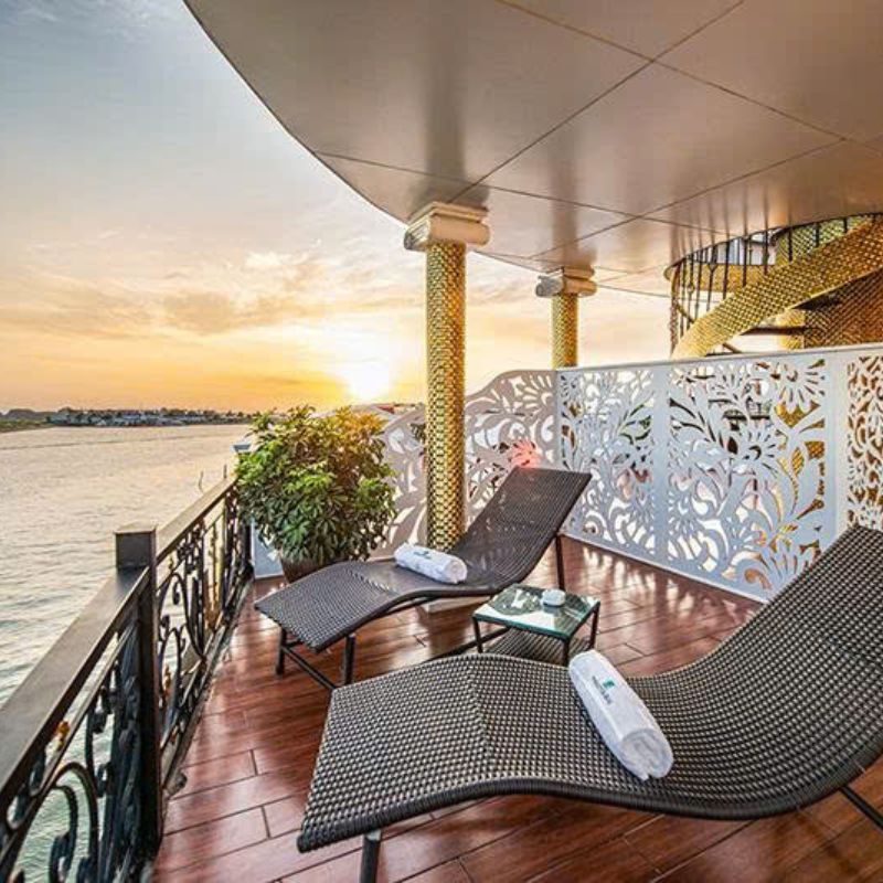 Verdure Lotus Grandeur Cruise – 2 Day Ha Long Bay Retreat (5) Verdure Lotus Grandeur Cruise – 2 Day Ha Long Bay Retreat