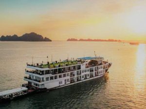 Verdure Lotus Grandeur Cruise – 3 Day Ha Long Bay Expedition