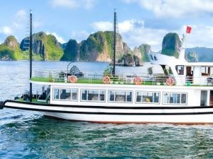 Wego Ha Long Bay 4 Hour Cruise – Short Journey to Thien Cung Grotto and Ba Hang Village