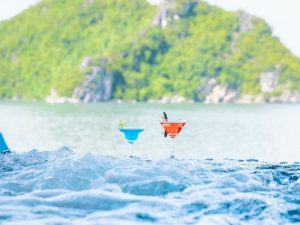 Ha Long Bay Apollo Cruise – 6-Hour Scenic Day Tour