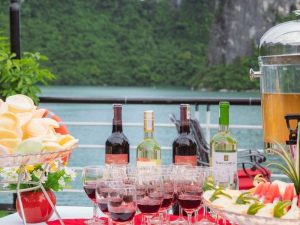 e3Ha Long Bay Apollo Cruise – 6-Hour Scenic Day Tour