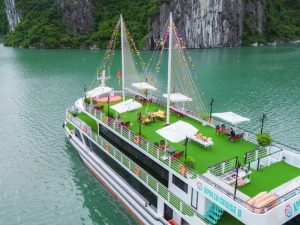 e3Ha Long Bay Apollo Cruise – 6-Hour Scenic Day Tour