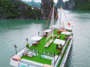 e3Ha Long Bay Apollo Cruise – 6-Hour Scenic Day Tour
