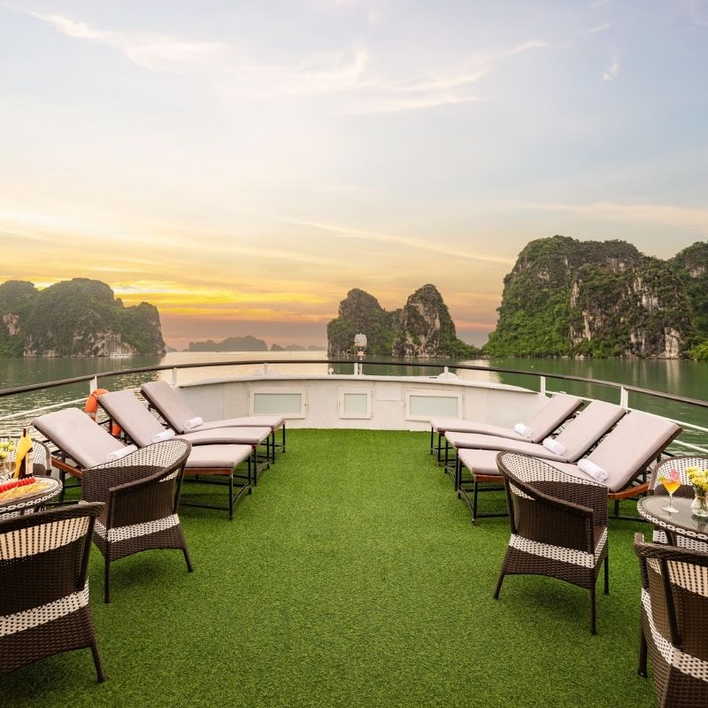 Ha Long Bay Deluxe Cruise – 6-Hour Scenic Day Tour (9) Ha Long Bay Deluxe Cruise – 6-Hour Scenic Day Tour